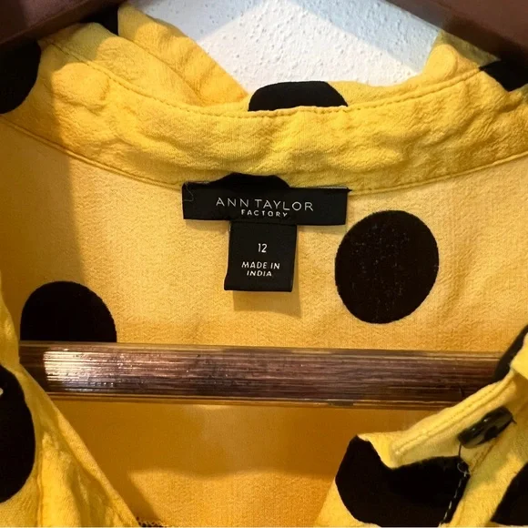 Ann Taylor Yellow and Black Polka Dot Maxi Dress Tiered Skirt Buttons Size 12 - Picture 4 of 9
